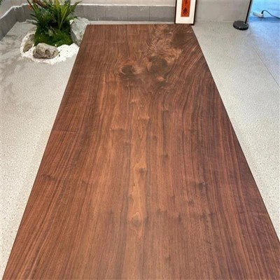 फर्नीचर के लिए काला अखरोट पैनल